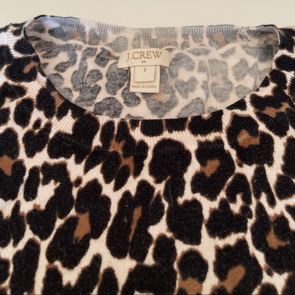 J. Crew Women's Cardigan Sweater Pullover Long Sleeve Leopard Sweater, Sz S - Picture 2 of 13